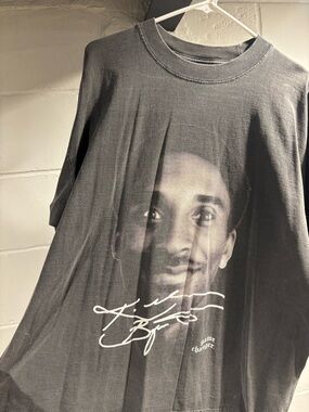 Kobe Bryant - Game Changers - Gray Graphic Tee with Face Print